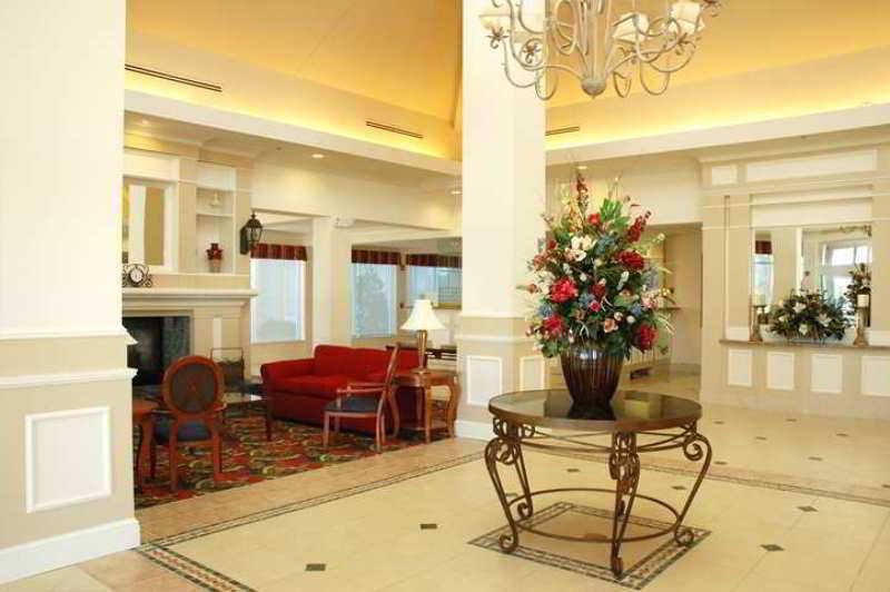 Hilton Garden Inn Newport News Esterno foto