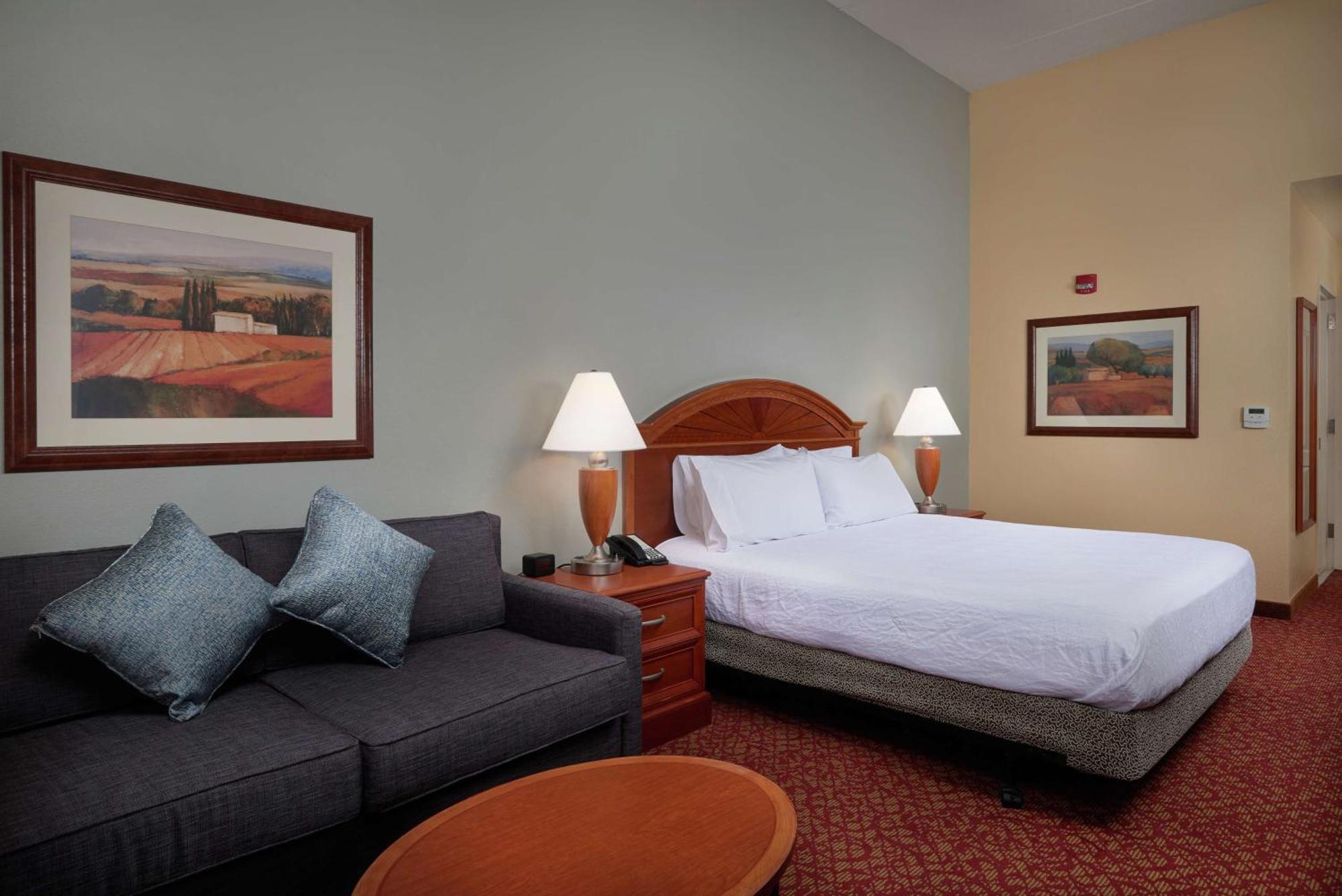 Hilton Garden Inn Newport News Esterno foto