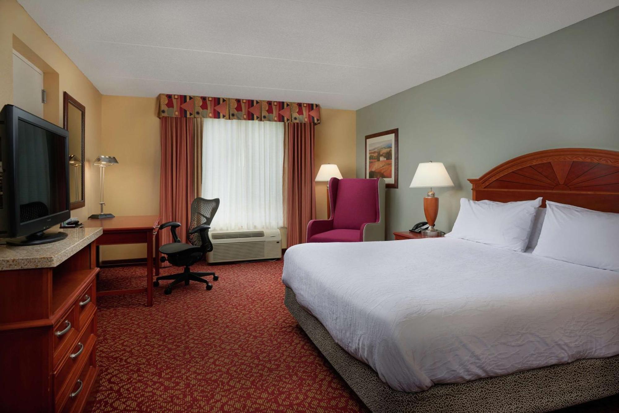 Hilton Garden Inn Newport News Esterno foto